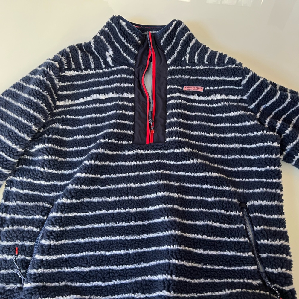 Vineyard Vines Break Stripe Sherpa SuperShep, size small.